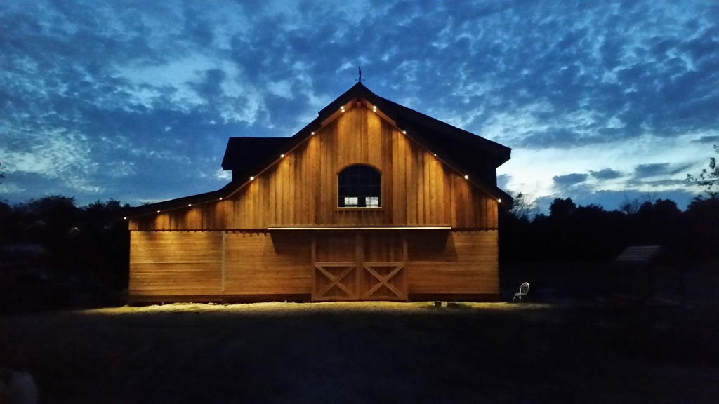 Exterior barn lights